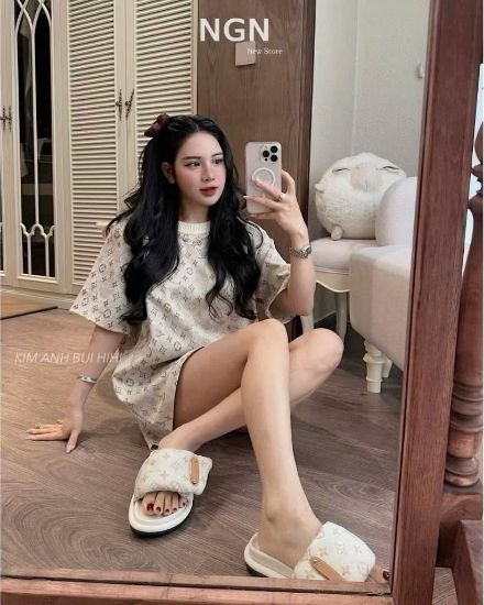 Ảnh của Áo phông LVLV tràn