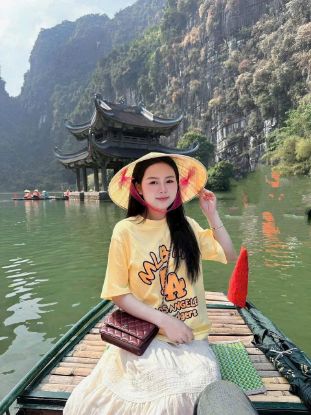 Ảnh của Áo phông vàng MLB like