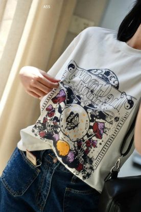 Ảnh của Áo phông trắng hoạ tiết