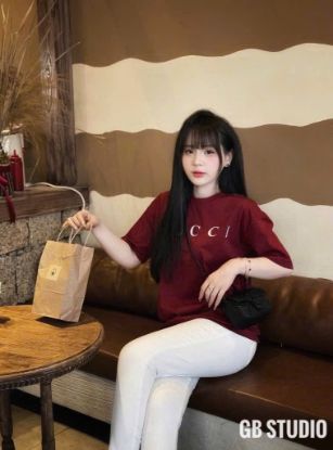 Ảnh của Áo phông guccci đỏ rượu hàng đẹp