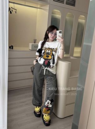 Ảnh của Set áo cún mix quần kẻ bo gấu