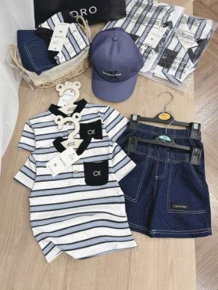 Ảnh của Set bộ cổ trụ CK quần jean kèm mũ