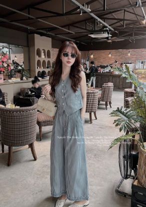 Ảnh của Set vest kẻ chân bèo