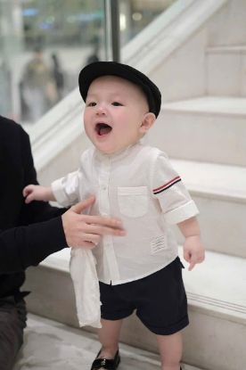 Ảnh của Set áo sơ mi Thom quần kaki BT