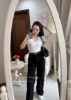 Ảnh của Set áo phông cổ tim mix quần suông kèm đai