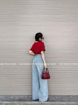 Ảnh của Quần jean suông thêu cún