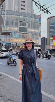 Ảnh của Váy sơ mi bò đai eo