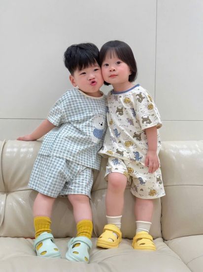 Ảnh của Set 2 bộ kẻ gấu hoạ tiết