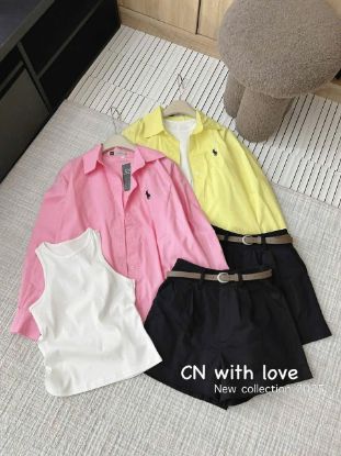 Ảnh của Set 4 chi tiết áo sơ mi kèm áo ba lỗ mix quần short kèm đai
