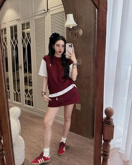 Ảnh của Set áo phối mix cv thêu ngựa