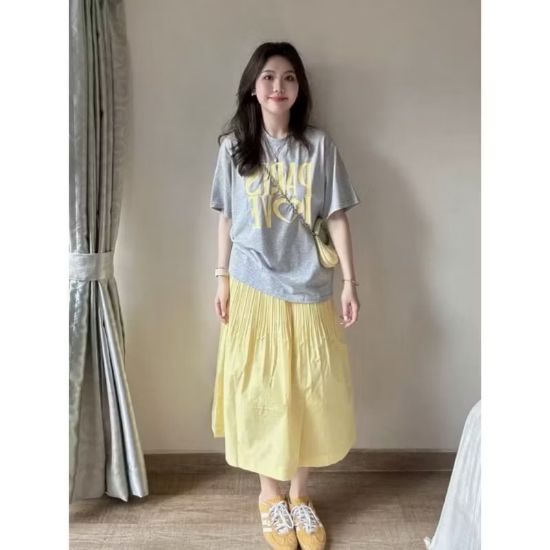 Ảnh của Set áo Ghi mix cv vàng midi