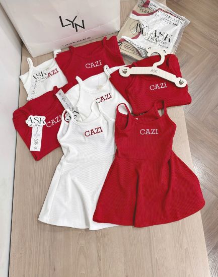 Ảnh của Set 2 váy Cazzi 2s bé gái