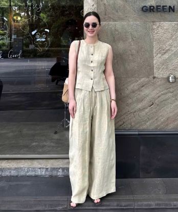 Ảnh của Set áo SN phối cúc mix quần suông